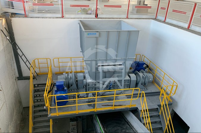 Project voor het demonteren en sorteren van schrootbalen in Beijing