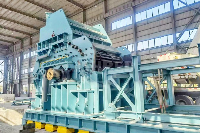 Metaalbreker Machine