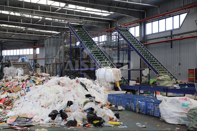 Project voor het sorteren en recyclen van afvalplastic in Zhengzhou, China