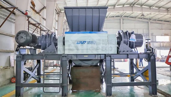 Dubbelassige Versnipperaar